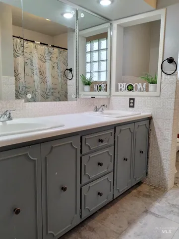 $475,000 | 1298 East 2nd Street, Weiser, ID 83672