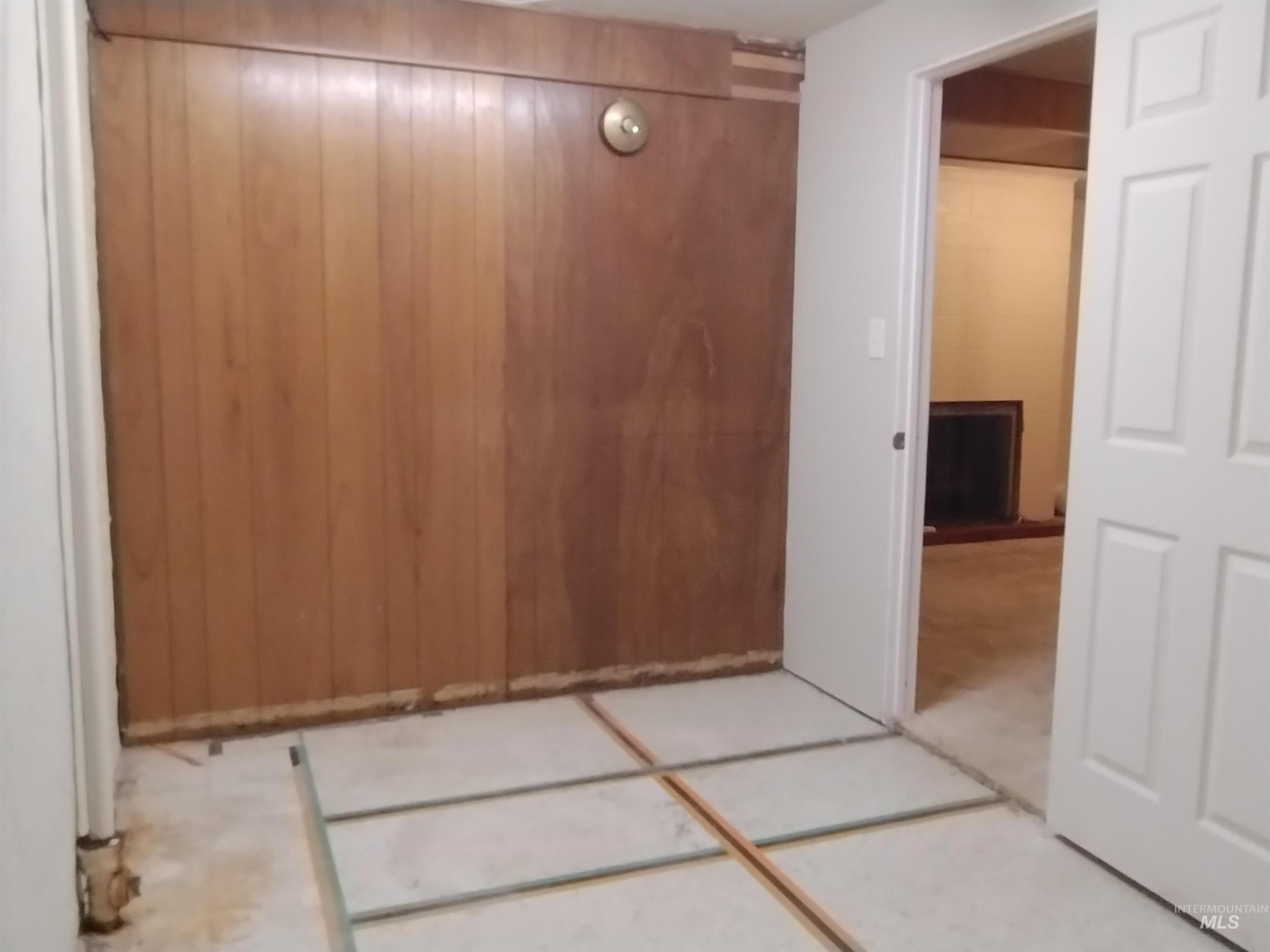 1298 East 2nd Street Weiser, ID 83672 - Photo 25 of 34 In basement