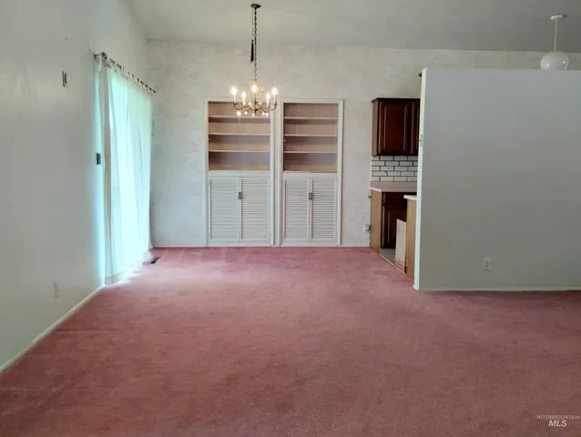 $475,000 | 1298 East 2nd Street, Weiser, ID 83672