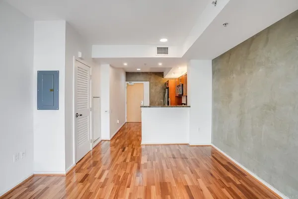 $2,800 | 321 Tenth Avenue, Unit 1303, San Diego, CA 92101