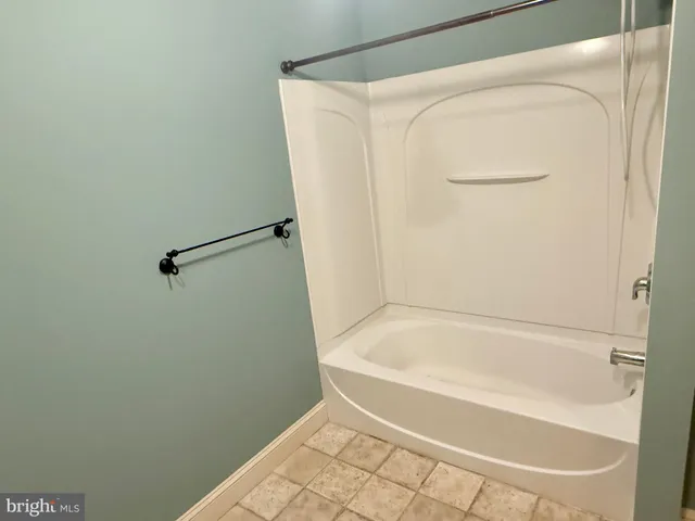 $1,195 | 101 King Street, Unit 7, Pottstown, PA 19464