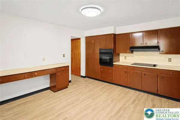 $415,000 | 7 Ardmore Avenue, Tamaqua, PA 18252