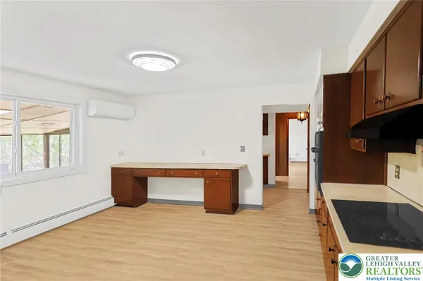 $415,000 | 7 Ardmore Avenue, Tamaqua, PA 18252