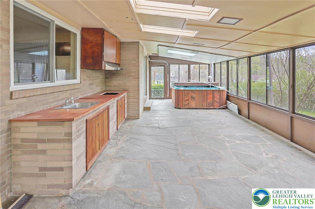 7 Ardmore Avenue Tamaqua, PA 18252 - Photo 36 of 45