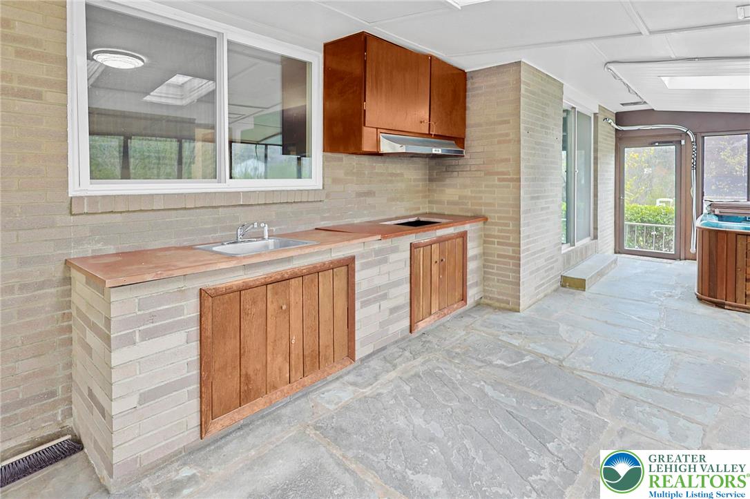 7 Ardmore Avenue Tamaqua, PA 18252 - Photo 37 of 45