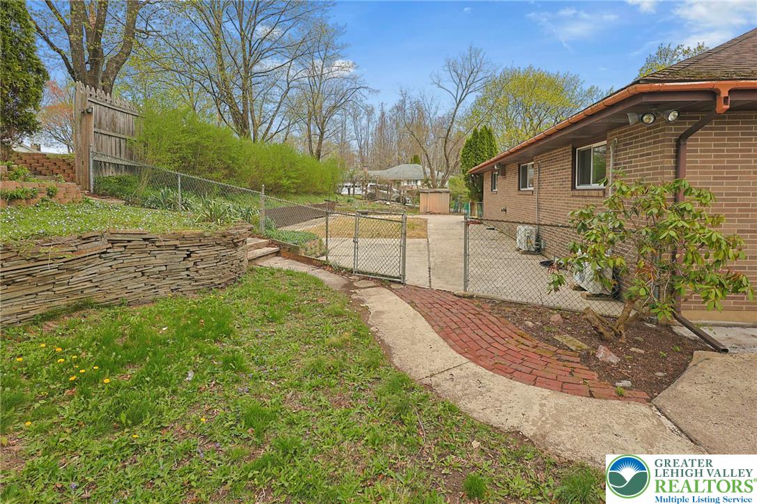 7 Ardmore Avenue Tamaqua, PA 18252 - Photo 40 of 45