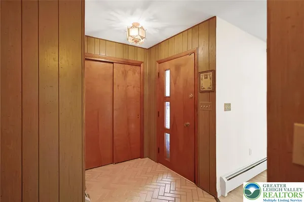 $415,000 | 7 Ardmore Avenue, Tamaqua, PA 18252