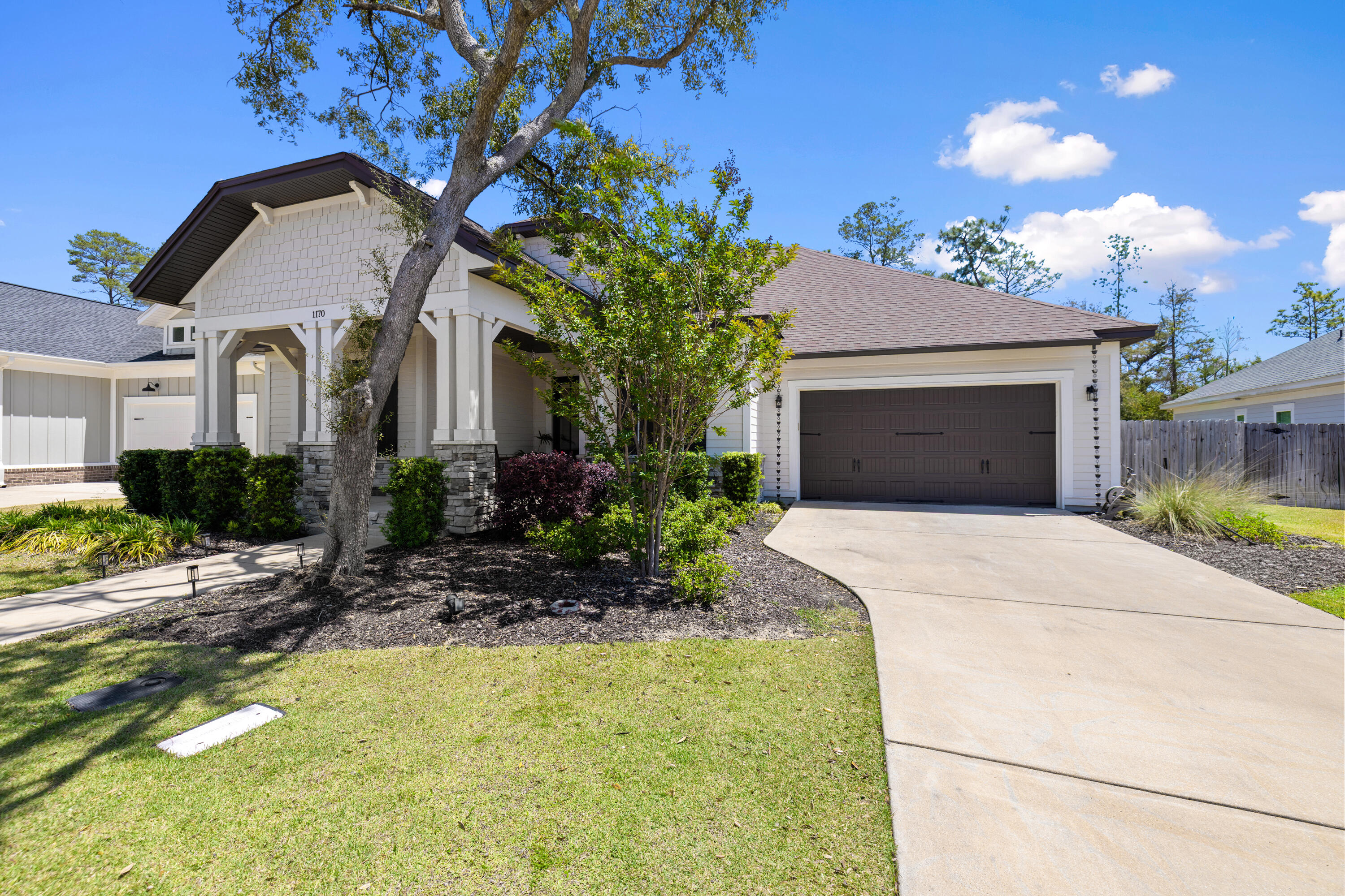 1170 Deer Moss Loop Niceville, FL 32578 - Photo 2 of 73 Front