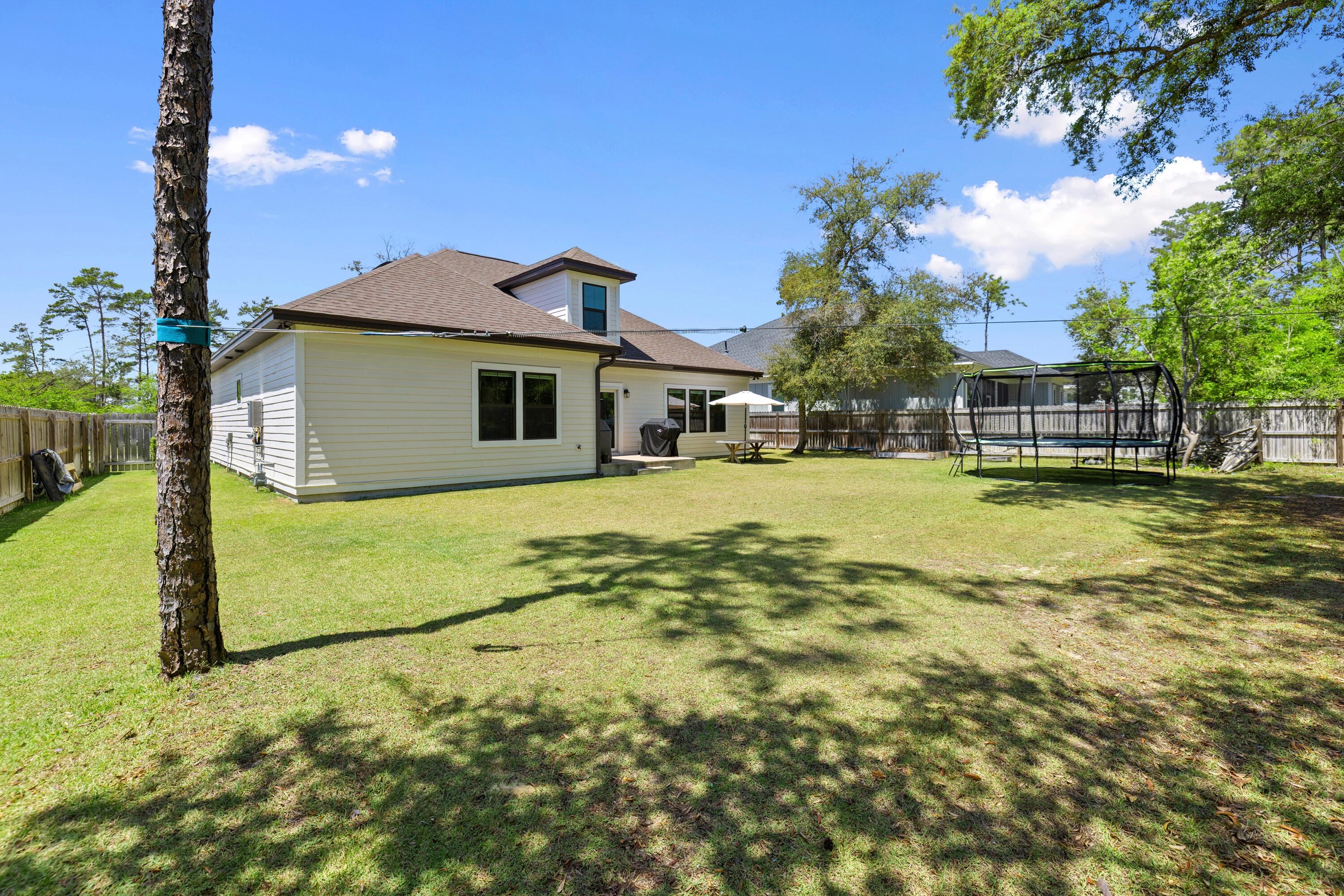 1170 Deer Moss Loop Niceville, FL 32578 - Photo 47 of 73 Backyard