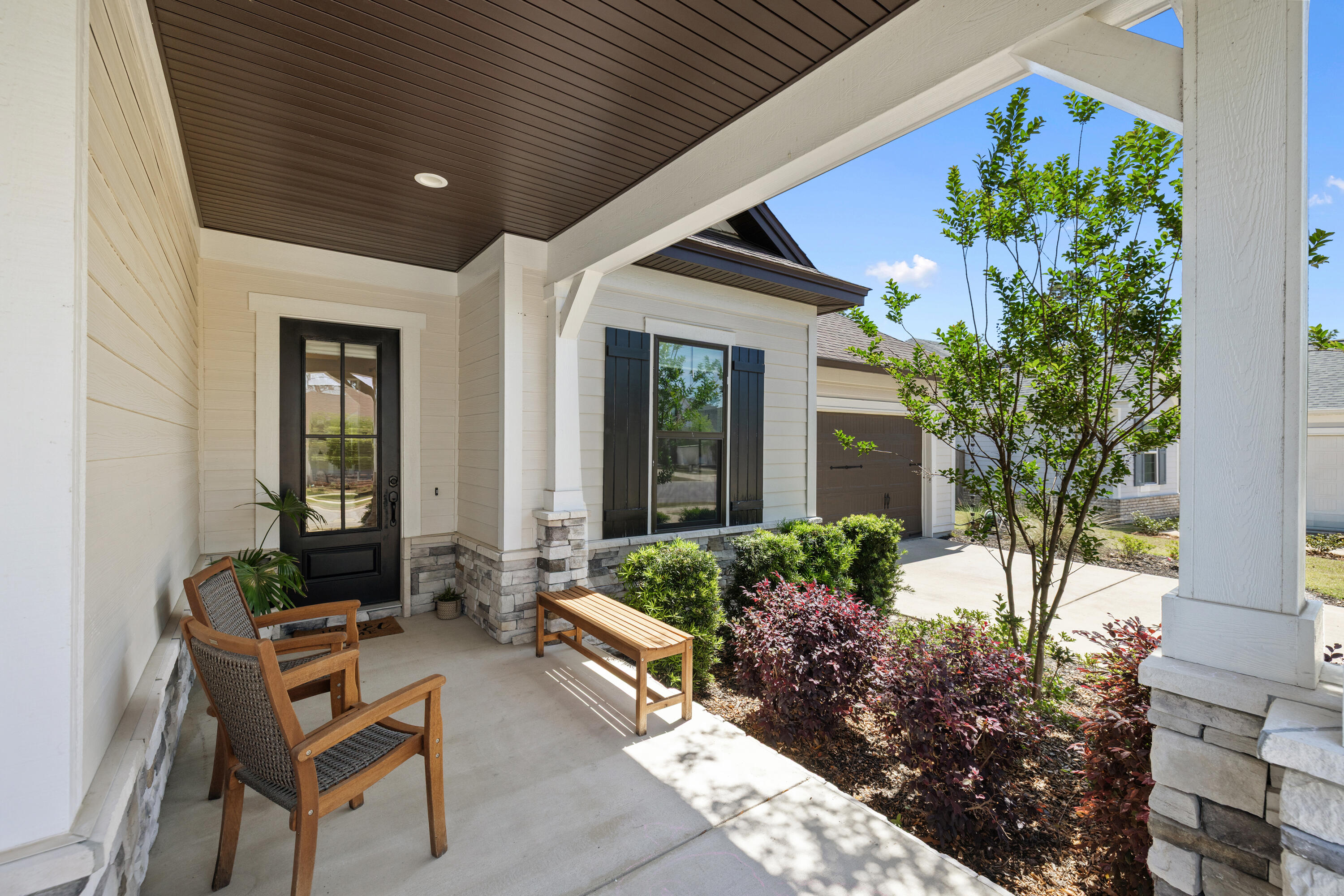 1170 Deer Moss Loop Niceville, FL 32578 - Photo 8 of 73 Front Porch