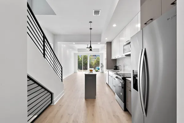 $2,800 | 1406 Valentine Street, Unit A, Houston, TX 77019