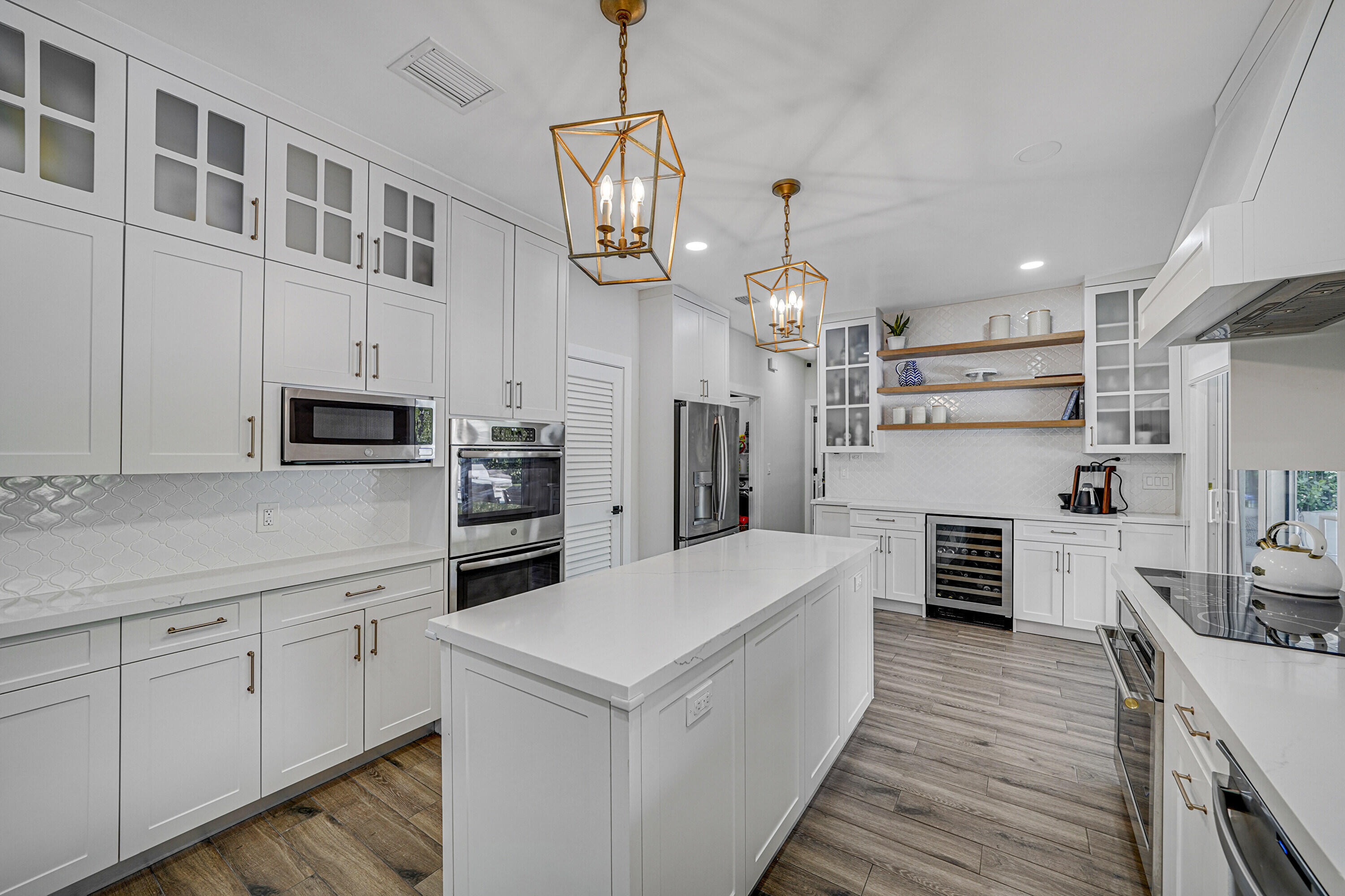 2601 Northwest 28th Terrace Boca Raton, FL 33434 - Photo 23 of 88 Kitchen Isle