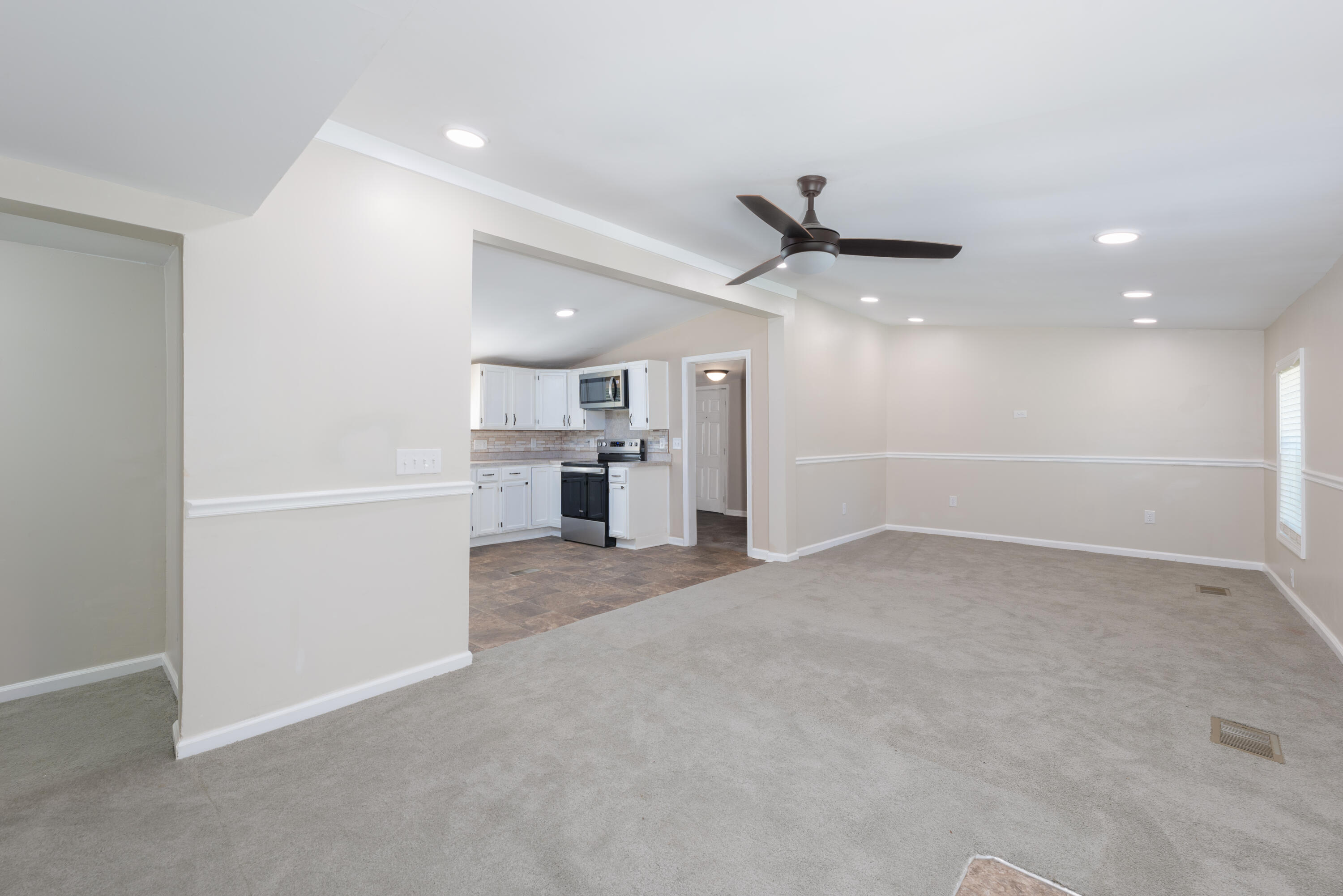 1101 Tobacco Road St. Stephen, SC 29479 - Photo 11 of 30 P1021122-Edit