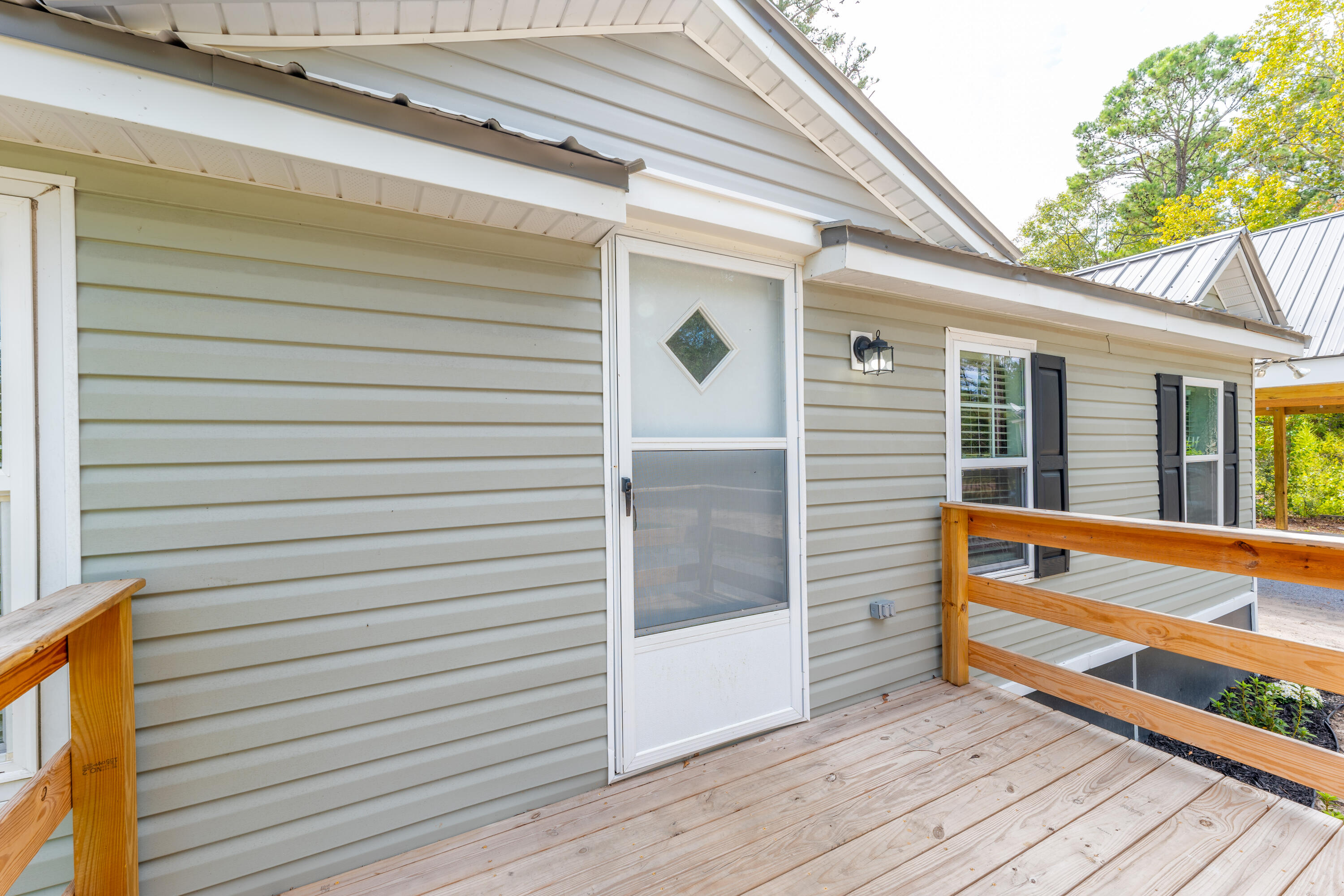 1101 Tobacco Road St. Stephen, SC 29479 - Photo 23 of 30 P1021173