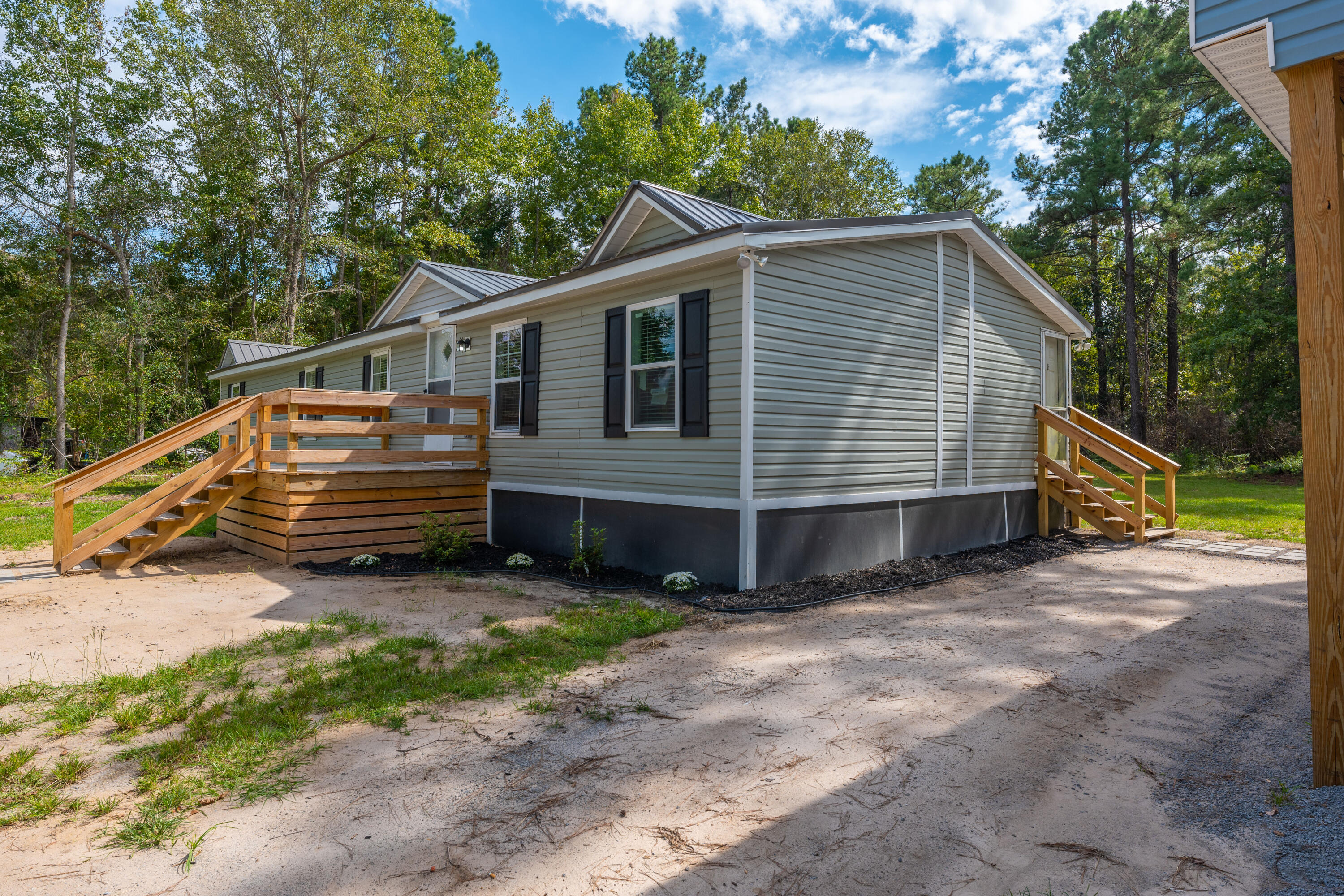 1101 Tobacco Road St. Stephen, SC 29479 - Photo 26 of 30 P1021176