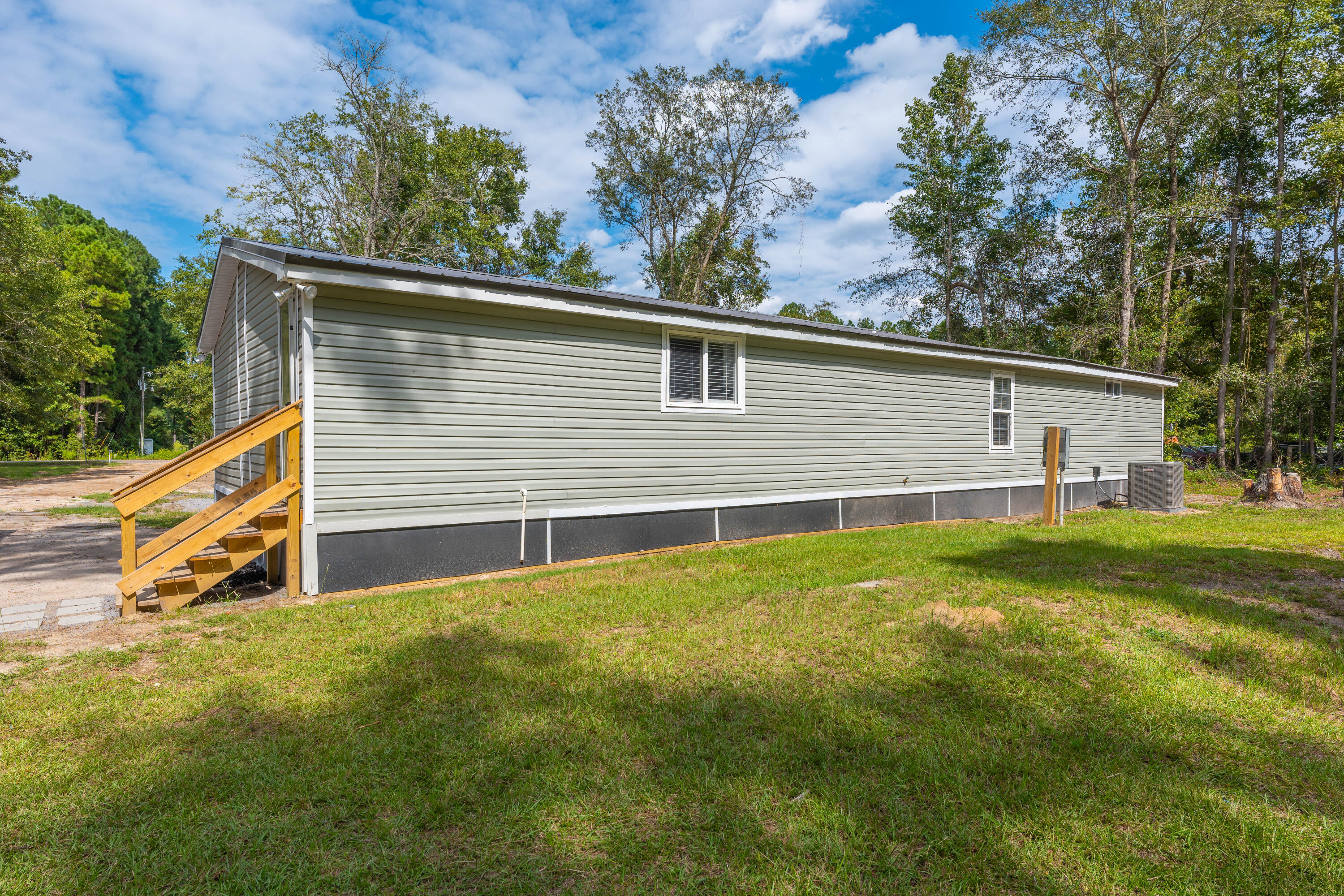 1101 Tobacco Road St. Stephen, SC 29479 - Photo 28 of 30 P1021178