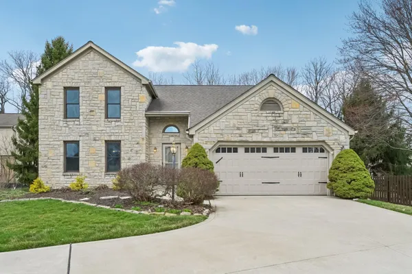 $725,000 | 8245 Markhaven Court, Columbus, OH 43235