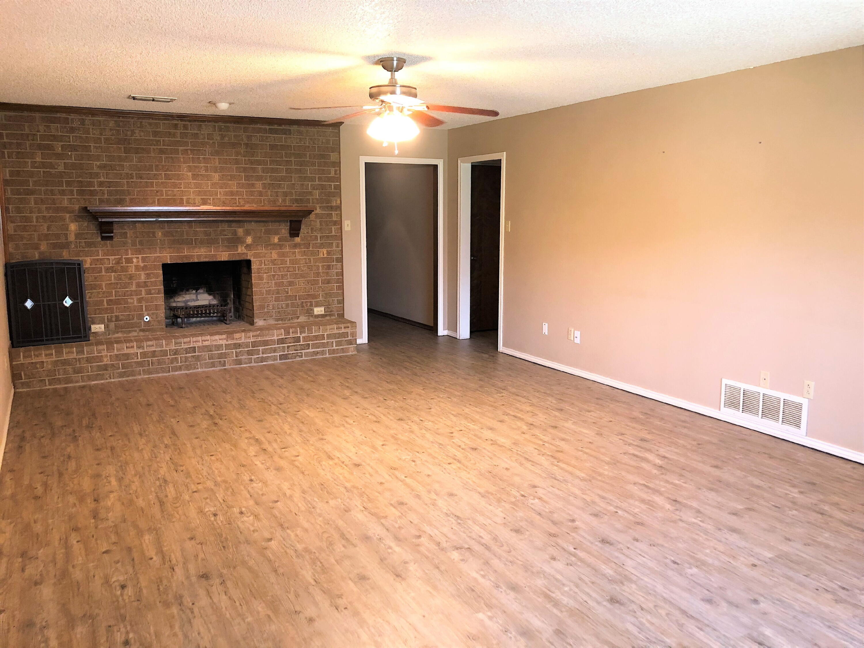 4919 59th Street Lubbock, TX 79414 - Photo 3 of 12 IMG_3245