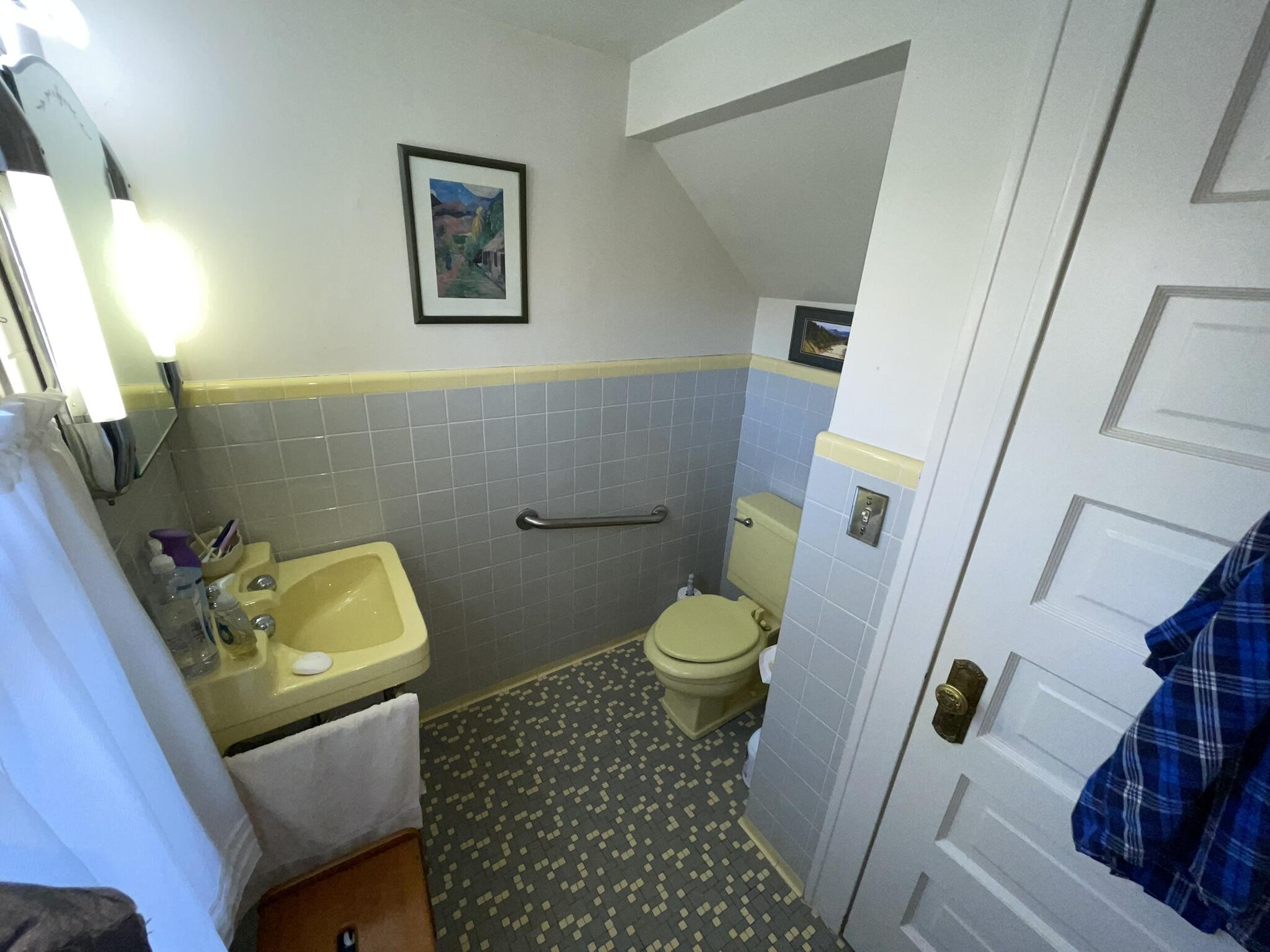 623 North State Street Alma, MI 48801 - Photo 25 of 82 IMG_5252