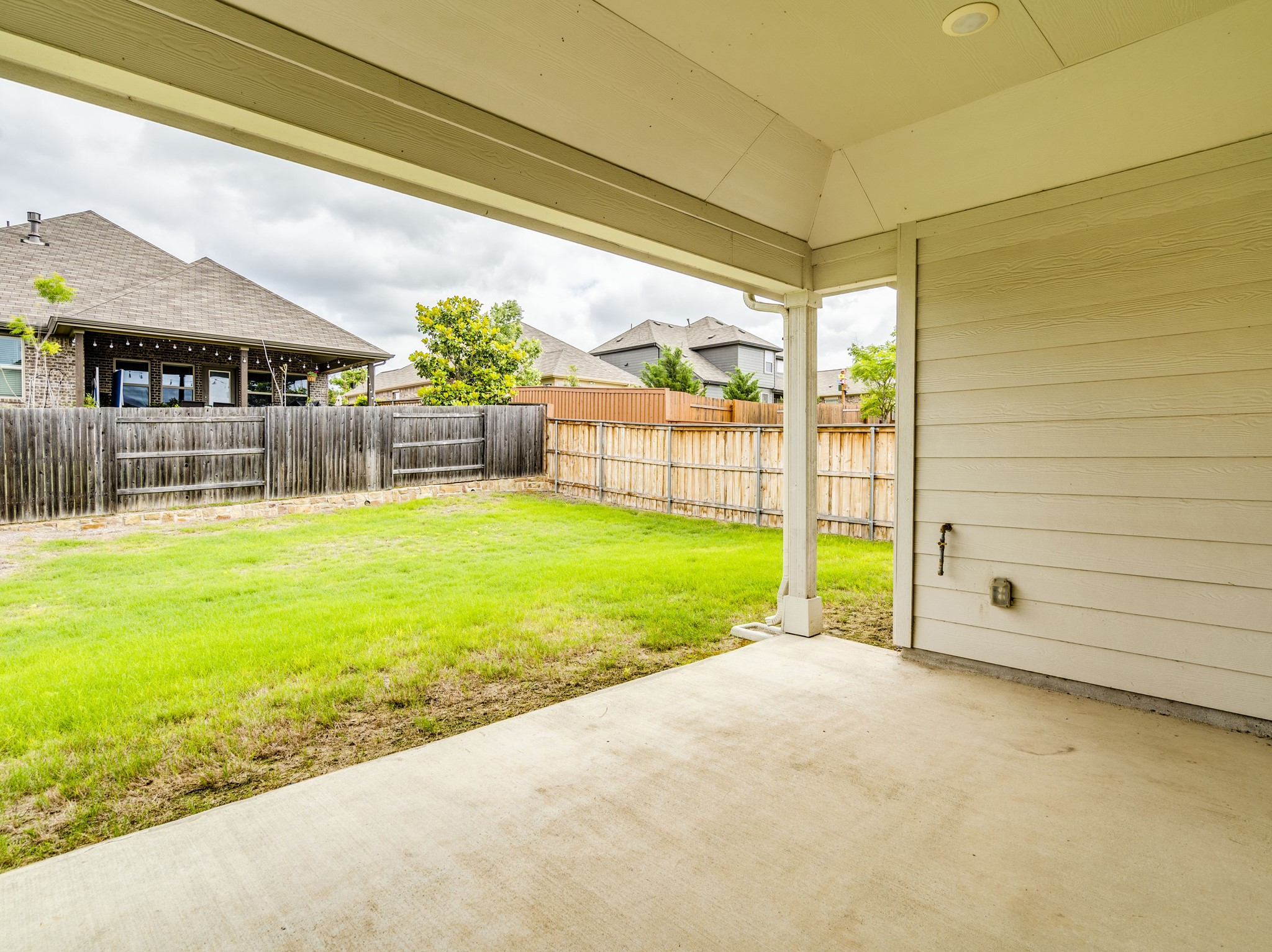 201 Oleander Loop Buda, TX 78610 - Photo 23 of 29