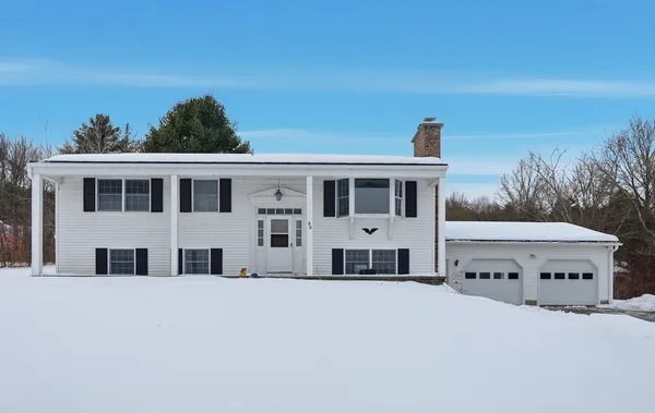 a large building with a lot of windows