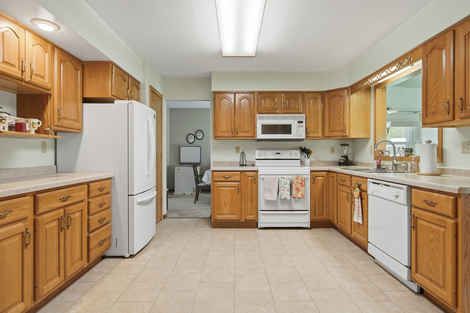 23853 Hazel Road Sterling, IL 61081 - Photo 9 of 27 Gallery Image 9