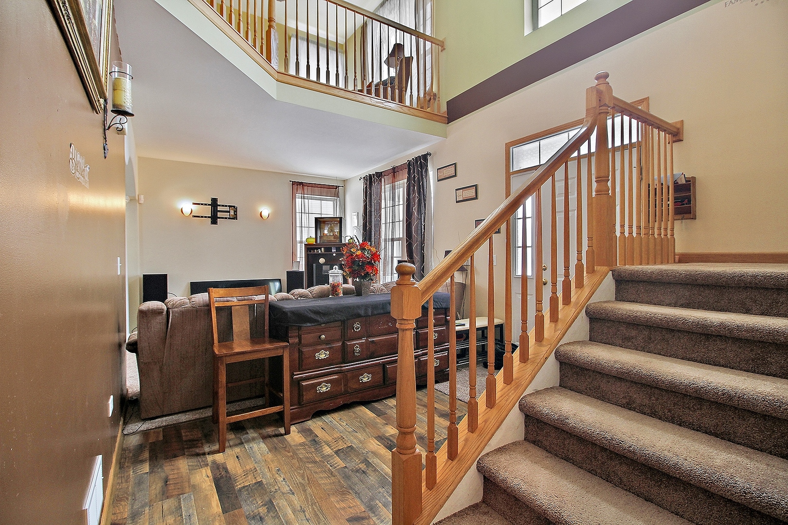 1906 Tallgrass Turn Kankakee, IL 60901 - Photo 2 of 23 a view of entryway and hall