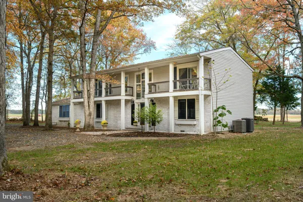 a front view of house with yard