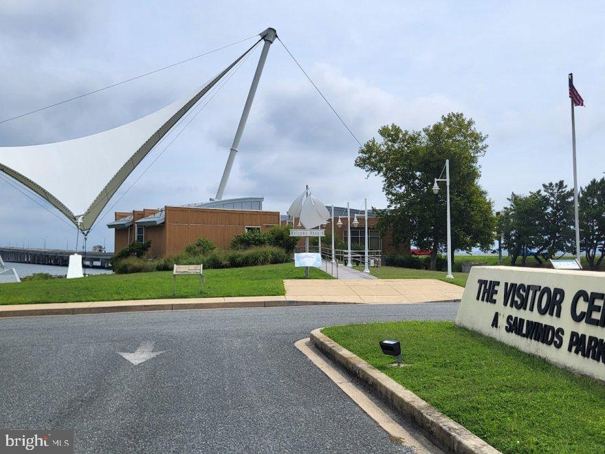 2669 Ocean Gateway Trappe, MD 21673 - Photo 45 of 47 a view of a backyard with deck and a garden