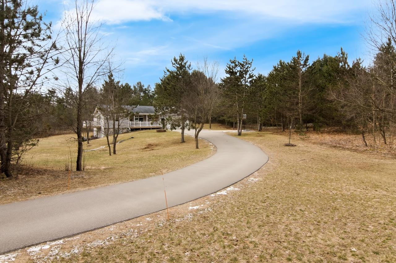 3807 West County Line Road Buckley, MI 49620 - Photo 3 of 28