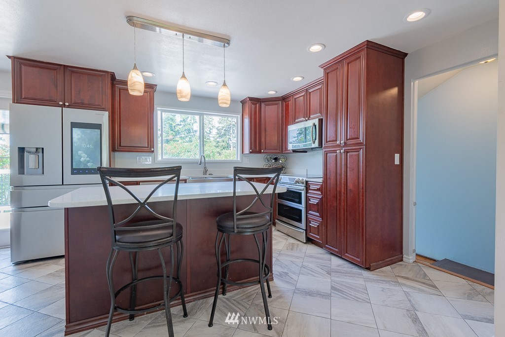 3511 Rasmussen Lane Bremerton, WA 98310 - Photo 13 of 34 Gallery Image 13