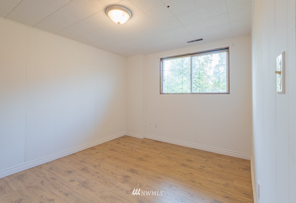 3511 Rasmussen Lane Bremerton, WA 98310 - Photo 30 of 34 Gallery Image 30