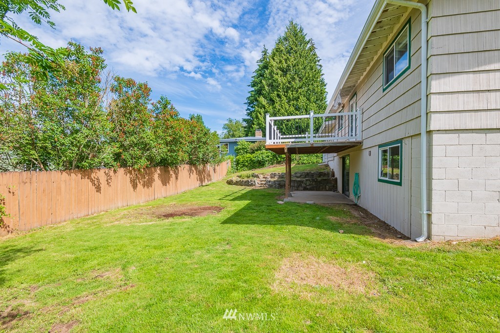 3511 Rasmussen Lane Bremerton, WA 98310 - Photo 8 of 34 Gallery Image 8