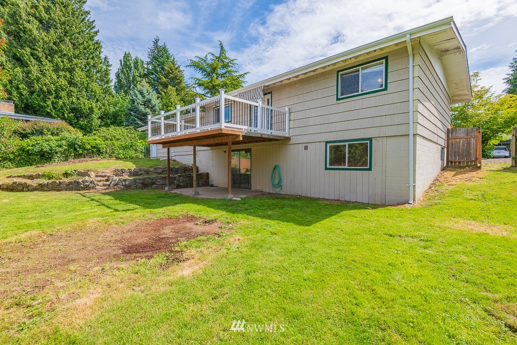 3511 Rasmussen Lane Bremerton, WA 98310 - Photo 9 of 34 Gallery Image 9