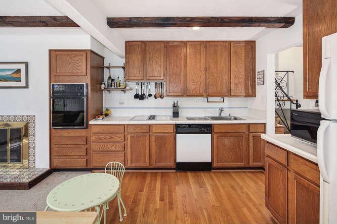 3404 May Street Silver Spring, MD 20906 - Photo 10 of 30 Kitchen