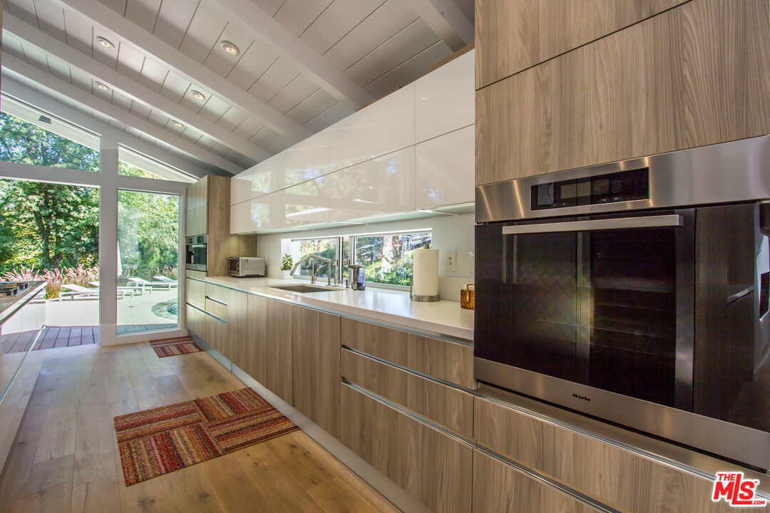 24355 Little Valley Road Hidden Hills, CA 91302 - Photo 21 of 45 Gallery Image 21