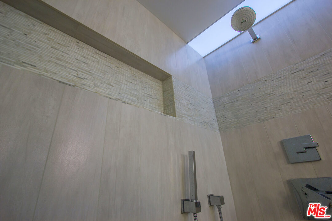 24355 Little Valley Road Hidden Hills, CA 91302 - Photo 25 of 45 Gallery Image 25