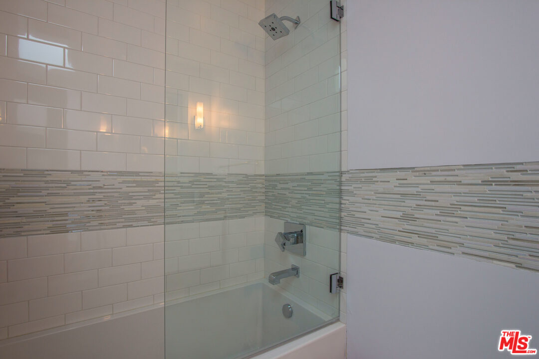 24355 Little Valley Road Hidden Hills, CA 91302 - Photo 28 of 45 Gallery Image 28