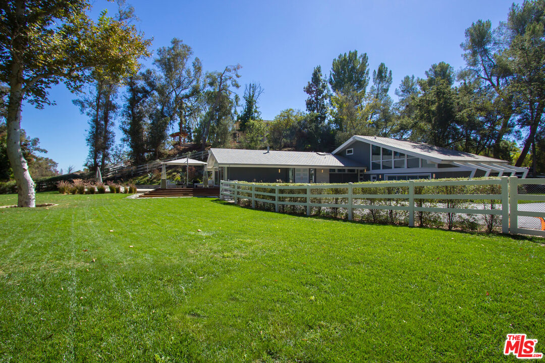 24355 Little Valley Road Hidden Hills, CA 91302 - Photo 42 of 45 Gallery Image 42