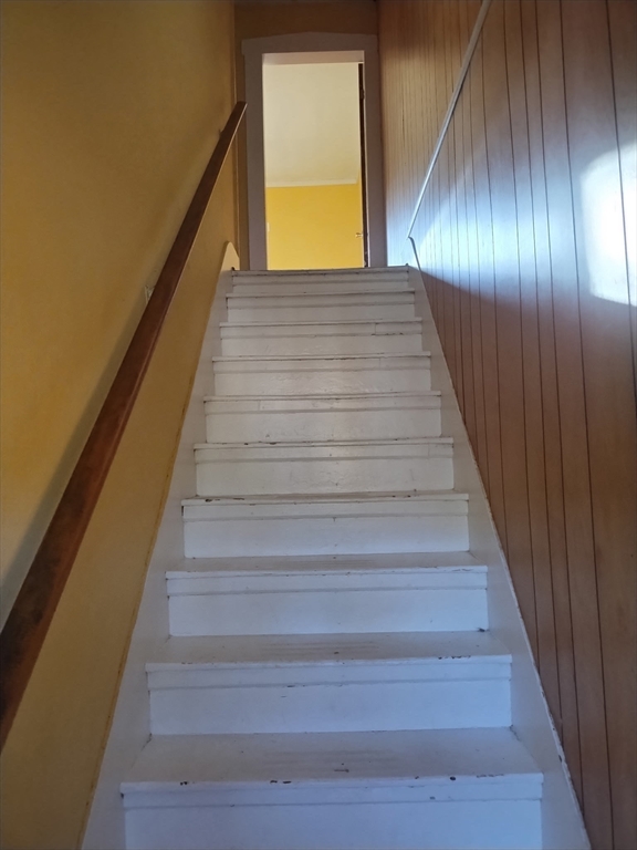 429 Main Street, Unit 429 Hardwick, MA 01031 - Photo 7 of 10 a view of entryway