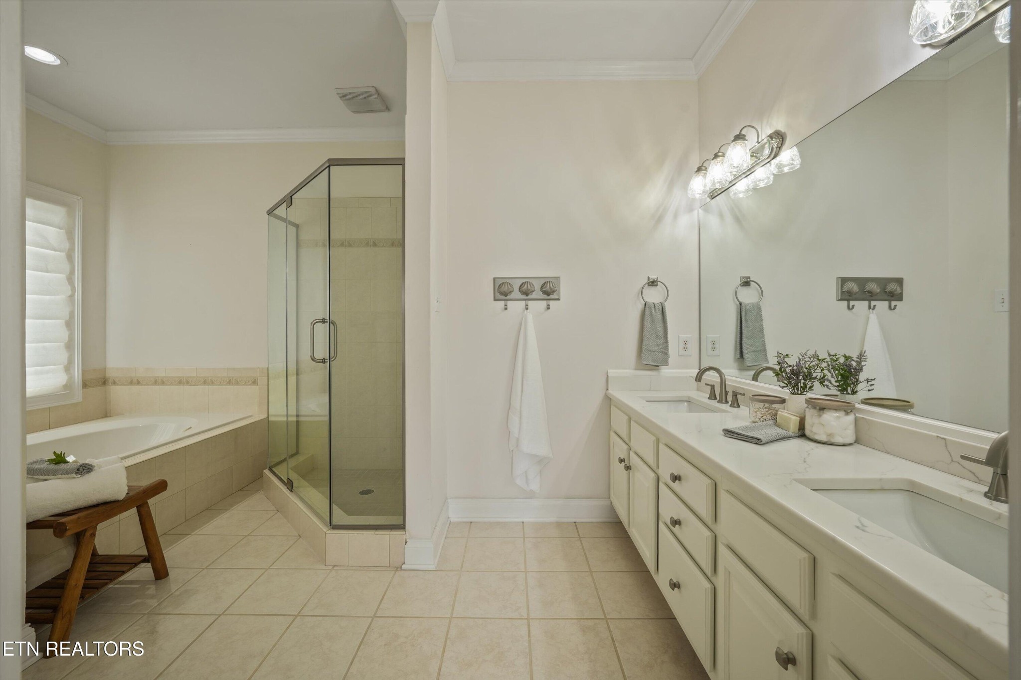 4228 Ridge Water Road Louisville, TN 37777 - Photo 20 of 40