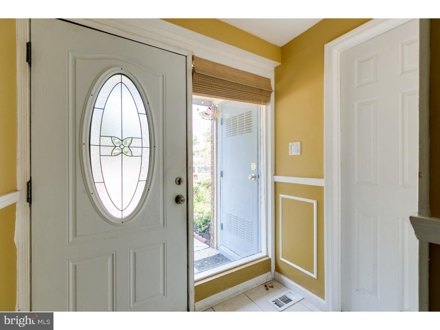 164 Kirkbride Road Voorhees, NJ 08043 - Photo 3 of 24