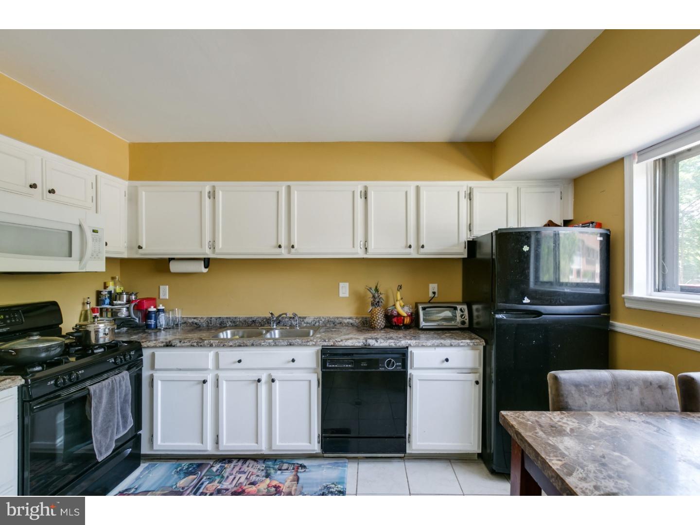 164 Kirkbride Road Voorhees, NJ 08043 - Photo 8 of 24