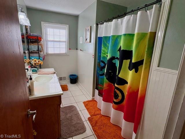 927 Shingle Gap Road Purlear, NC 28665 - Photo 25 of 33 Bathroom (first door on left)