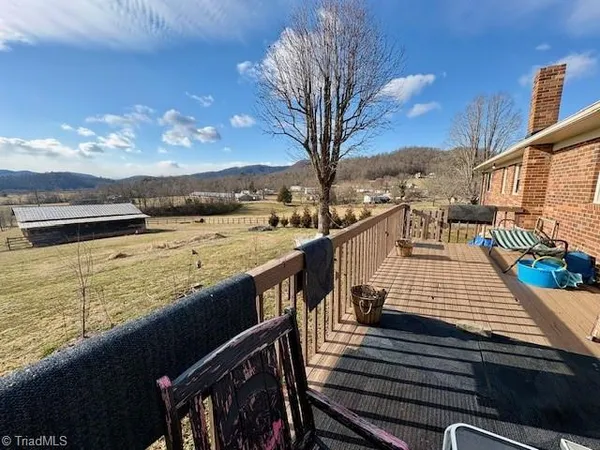 $300,000 | 927 Shingle Gap Road, Purlear, NC 28665