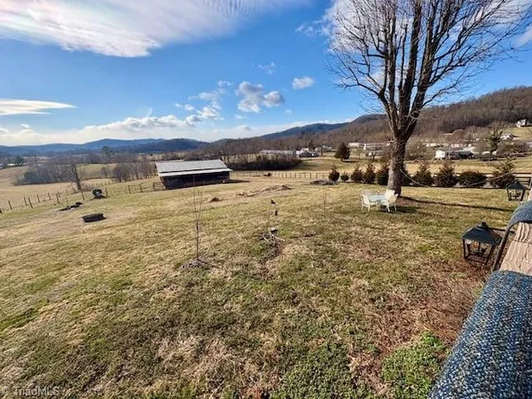 $300,000 | 927 Shingle Gap Road, Purlear, NC 28665