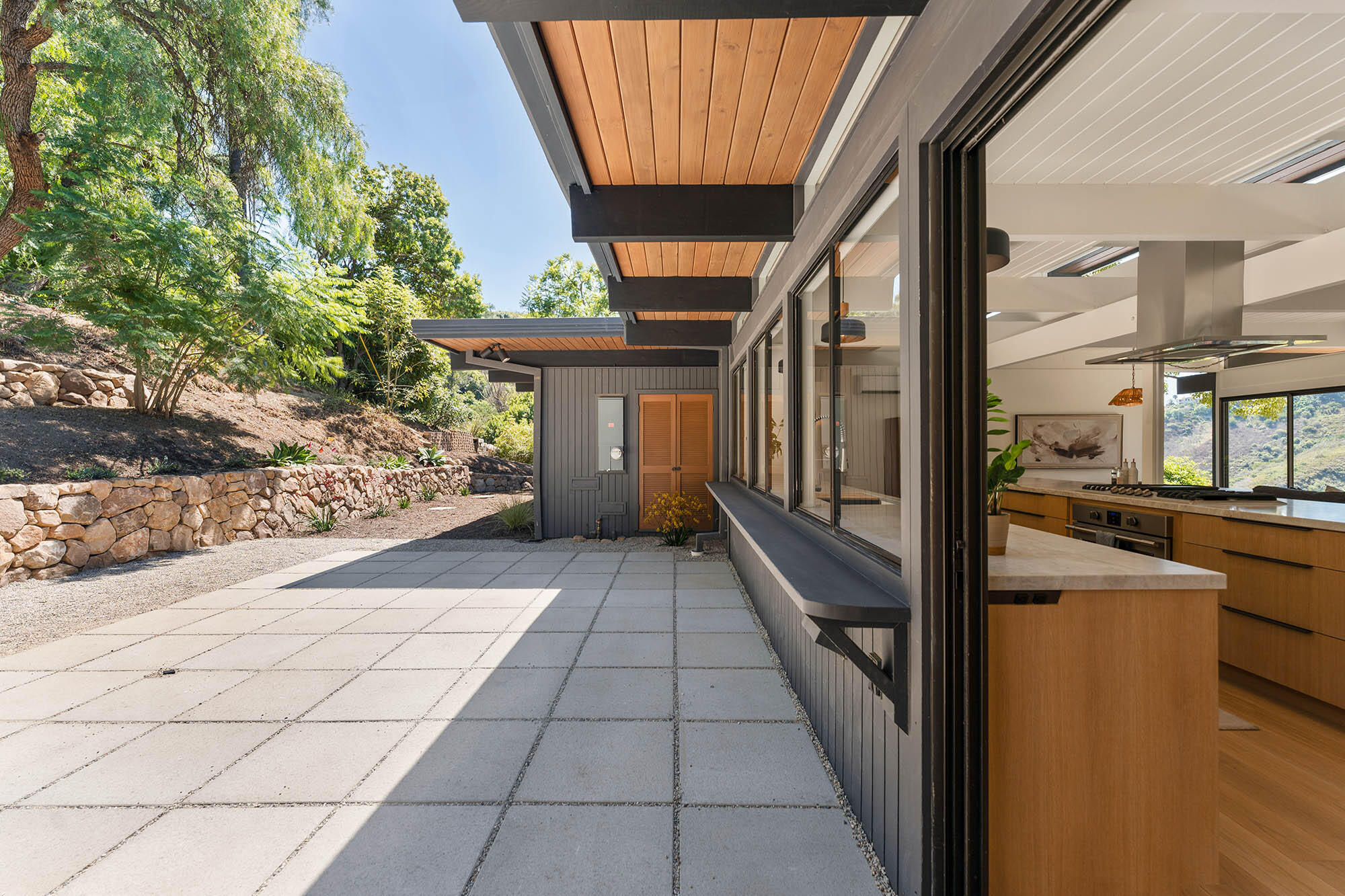 165 Canon View Road Santa Barbara, CA 93108 - Photo 21 of 59 Back patio & kitchen