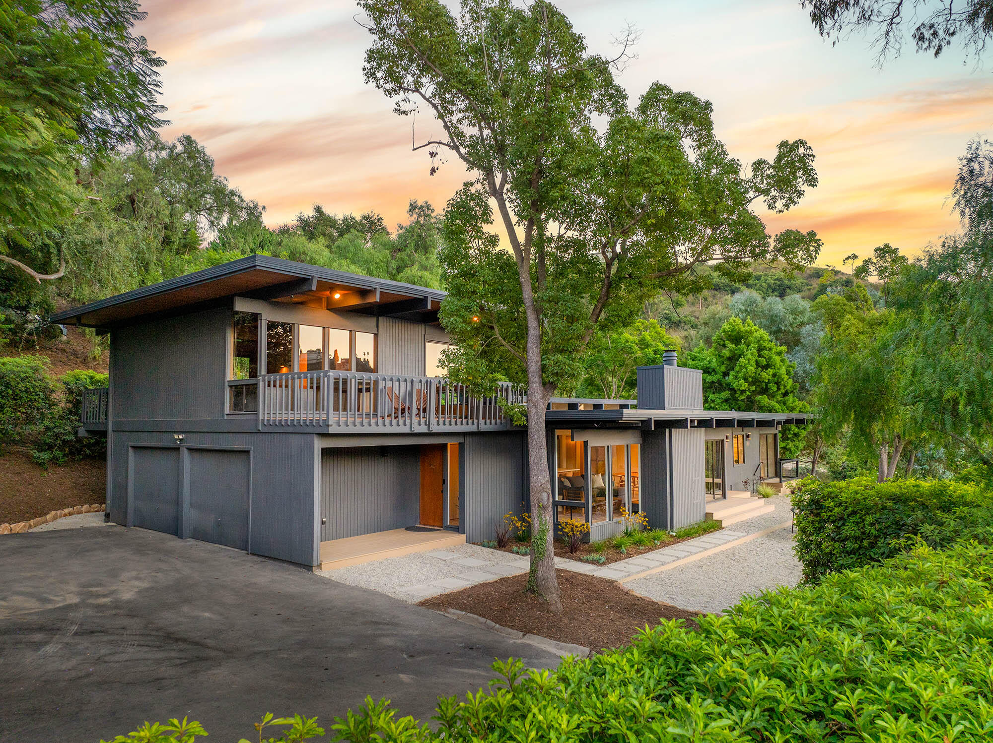 165 Canon View Road Santa Barbara, CA 93108 - Photo 42 of 59 Twilight entry - 165 Canon View Rd