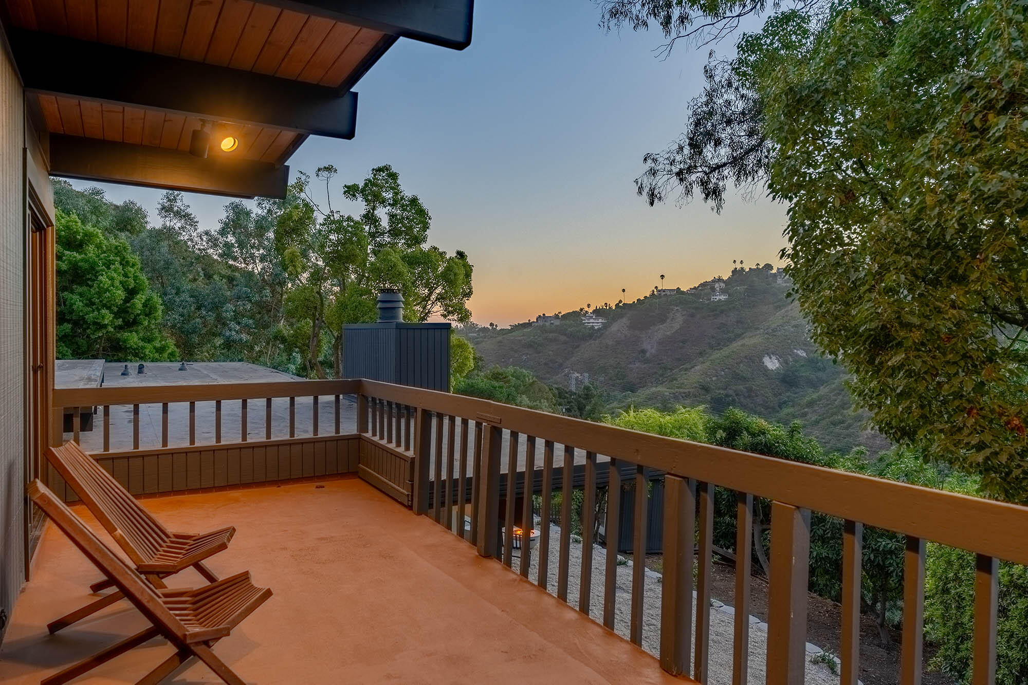 165 Canon View Road Santa Barbara, CA 93108 - Photo 9 of 59 Twilight apartment balcony view