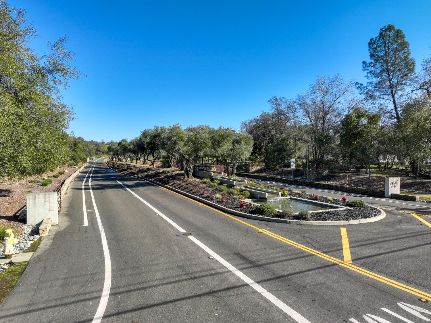 6806 Rutherford Canyon Road Loomis, CA 95650 - Photo 5 of 36 a view of a tennis court